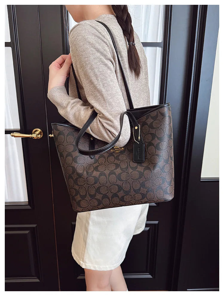 European and American Fashion Printed Large Capacity Women's Bag 2026 New Trendy Retro Luxury Single Shoulder Tote Bag