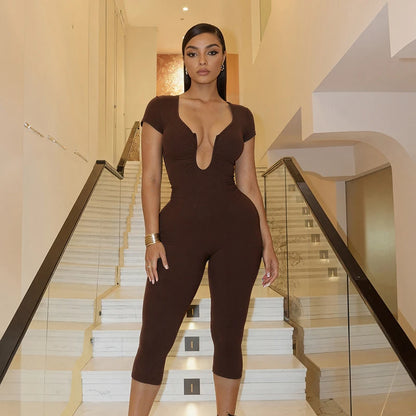 Solid Color Sexy Slim Fit and Slimming Chest U-Neck Jumpsuit, Versatile and Fashionable Jumpsuit Cropped Pants