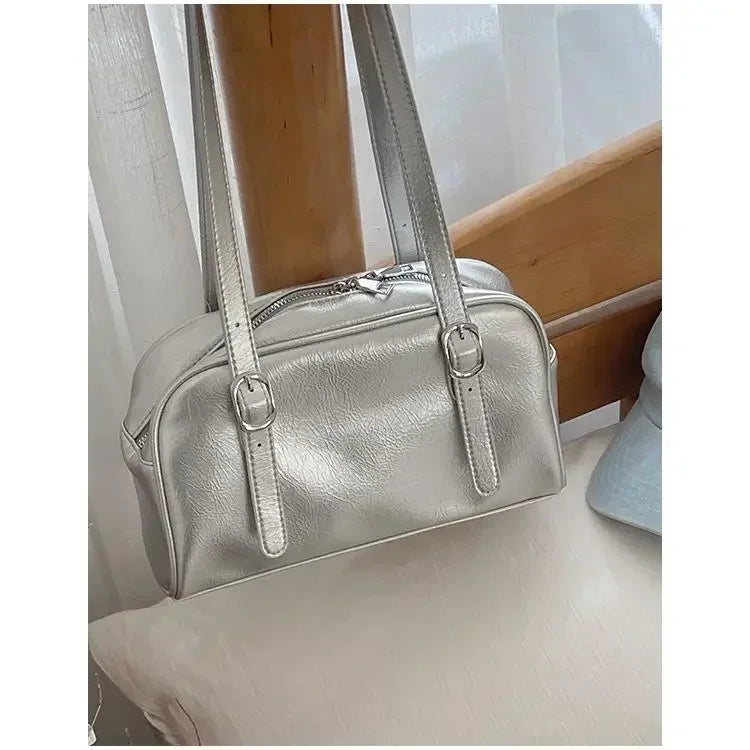 2026 Luxury Designer Handbags Pure Color Causal Bag Big Capacity Pillow Underarm Bag Green Commuter Shoulder Bags for Women