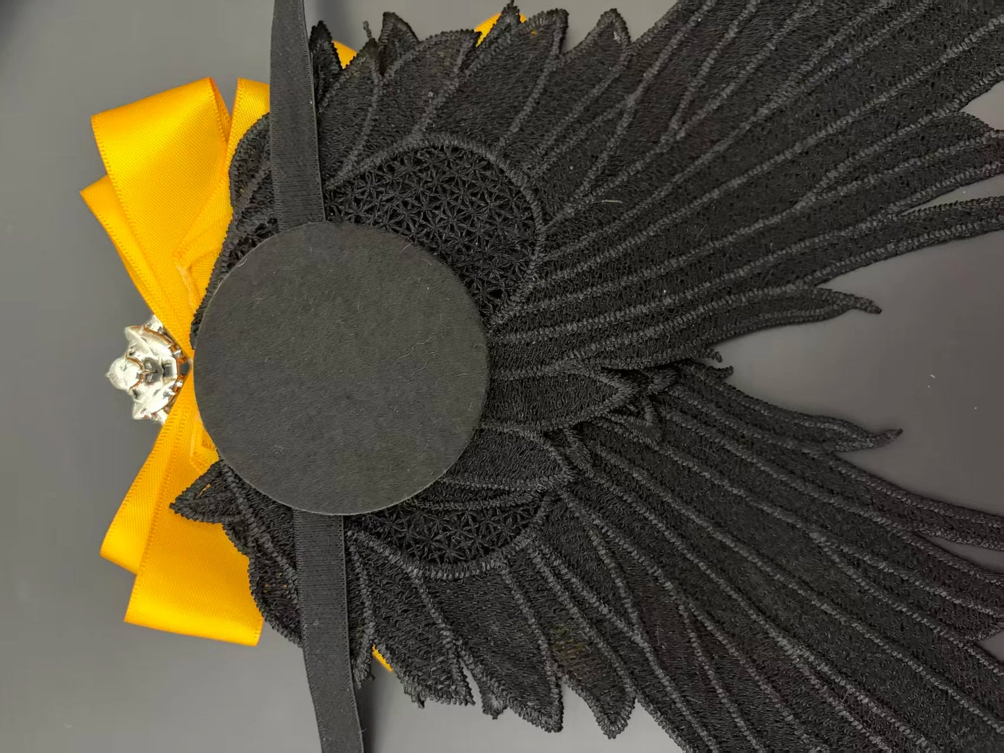 Luxury Rhinestone Mesh Wing Bow Brooch  Elegant Banquets Dress and Wedding Shirts Lapel Flower Bow Tie  Unisex Gift Accessory