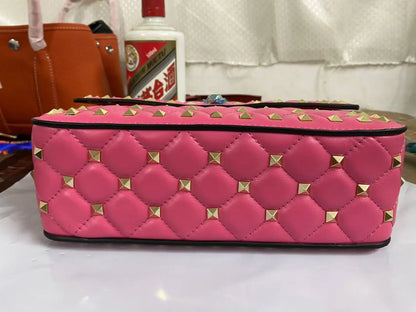 2026 New Fashion Women Sheepskin Leather Rivet Handbags Chain Bag Designer Shoulder Bags Luxury Woman Messenger Bags