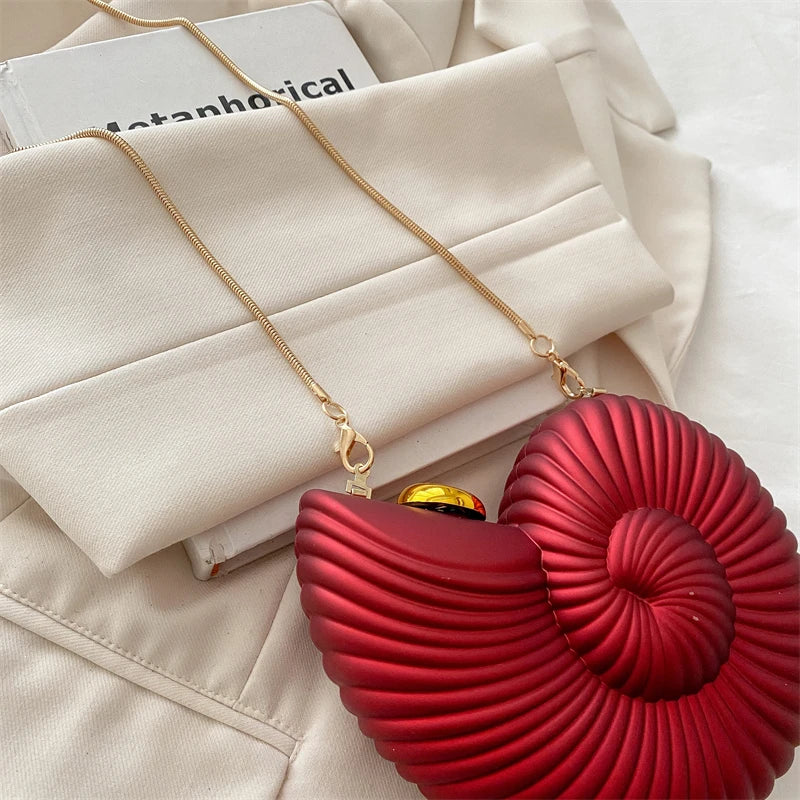 Fashion Lipstick Bag Ladies Gold Conch Dinner Bag High Quality Acrylic Super Mini Crossbody Bag Women Cute Fun Creative Handbag