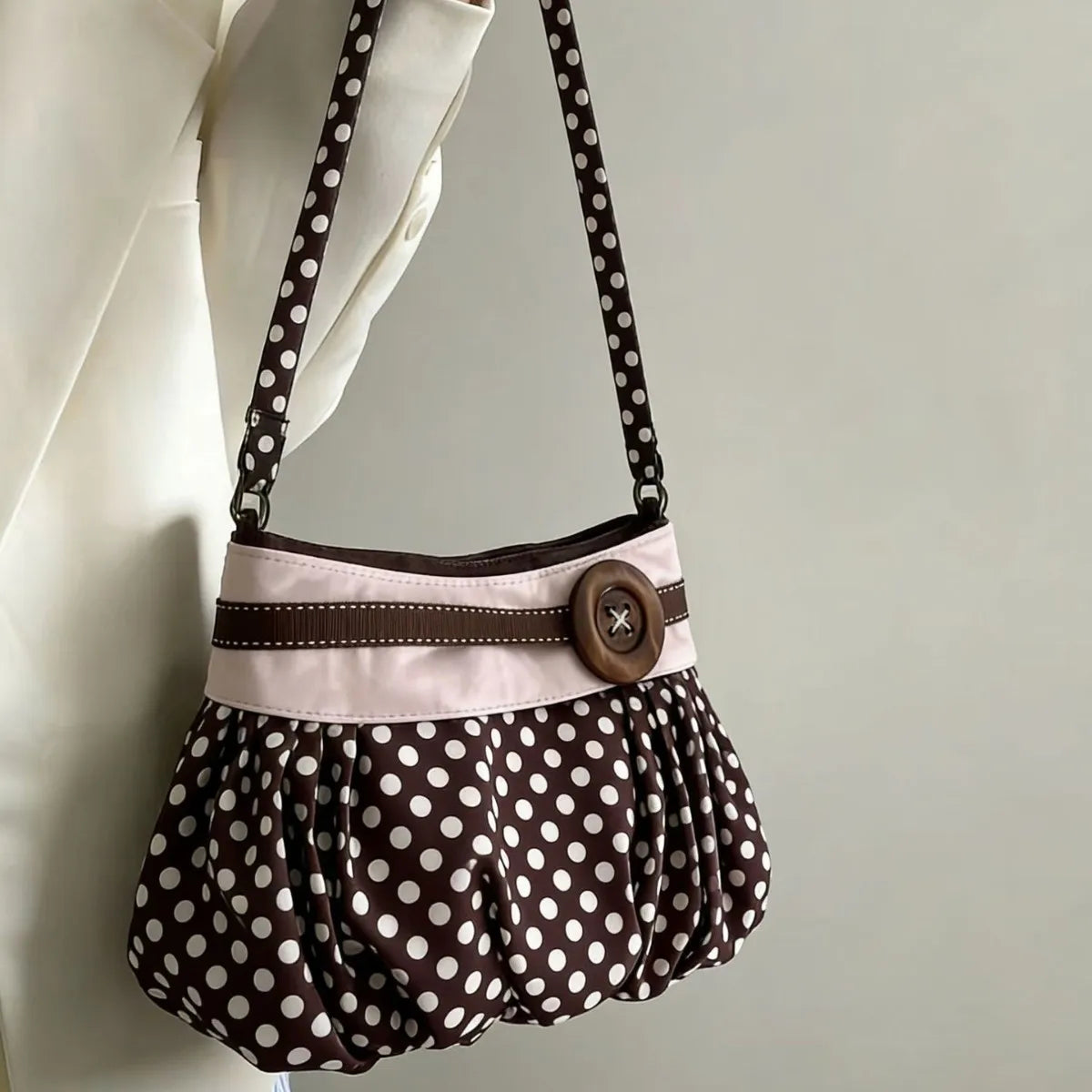 Pleated Design Dumpling Bag Retro Polka Dot Wooden Button Decor Handbag Soft Striped Shoulder Bags Pattern Casual Commuter Bag