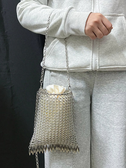 Metallic Hauberk Shoulder Bag Woven Ring Tote Chain Mail Designer Purses and Handbags Handmade Hollow Crossbody Bags for Women