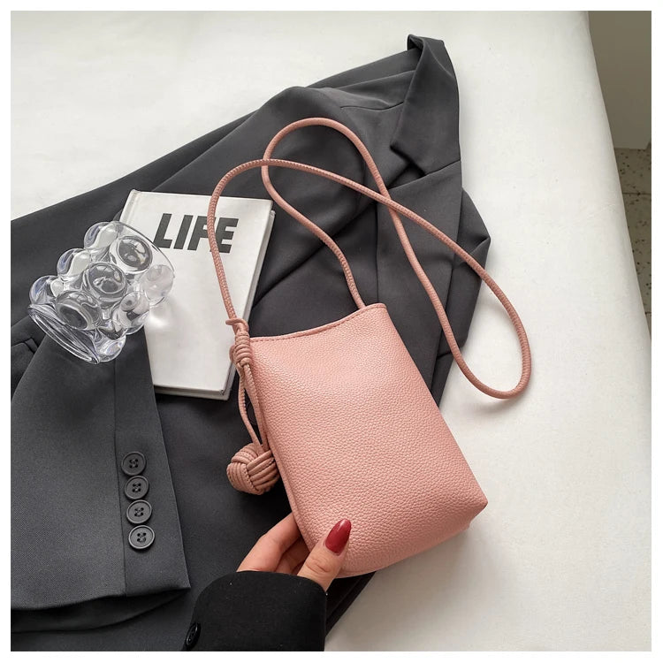 Women Leather Small Crossbody Bag Designer Cell Phone Bag Lightweight Fashion Shoulder Bag Ladies Travel Purse
