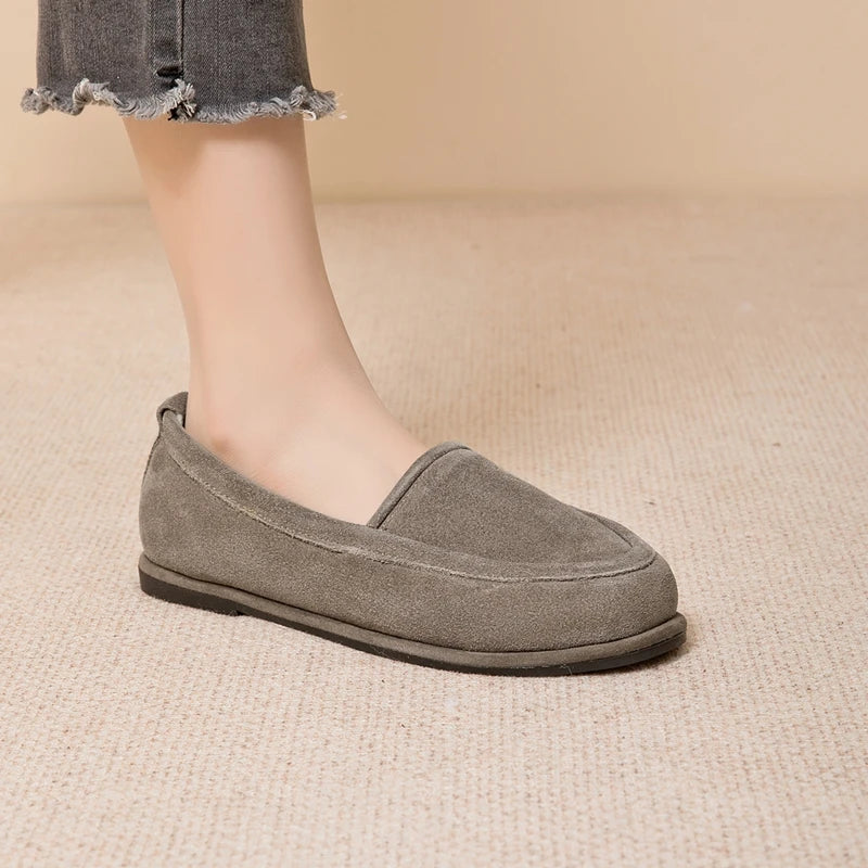 Winter Shoes Women's 2026 New Wool One-piece Women's Loafers Low Heel Fashion Casual One-Foot Slip-on Warm Ladies Shoes