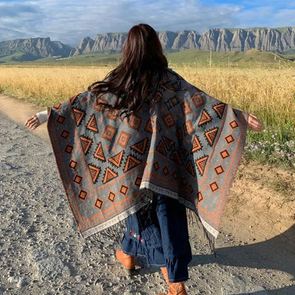 GypsyLady Bohemian Vintage Chic Cloaks Capes Hooded Blue Women Autumn Warm Knitted Ethnic Capes Tassels Cloak Poncho Outwear New