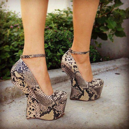Silver Glitter Rivet Zipper Pumps Wedge Peep Toe Platform Cut Out Fashion Sexy Cool Western Summer Woman Shoes Zapatillas Mujer