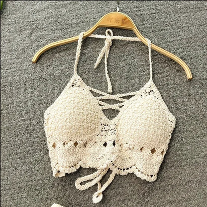 2026 Crop Tops Retro Wild Hollow Perspective Tassel Sexy Spaghetti Strap Tanke Top Women Built In Bra New Back Lace Halter Neck