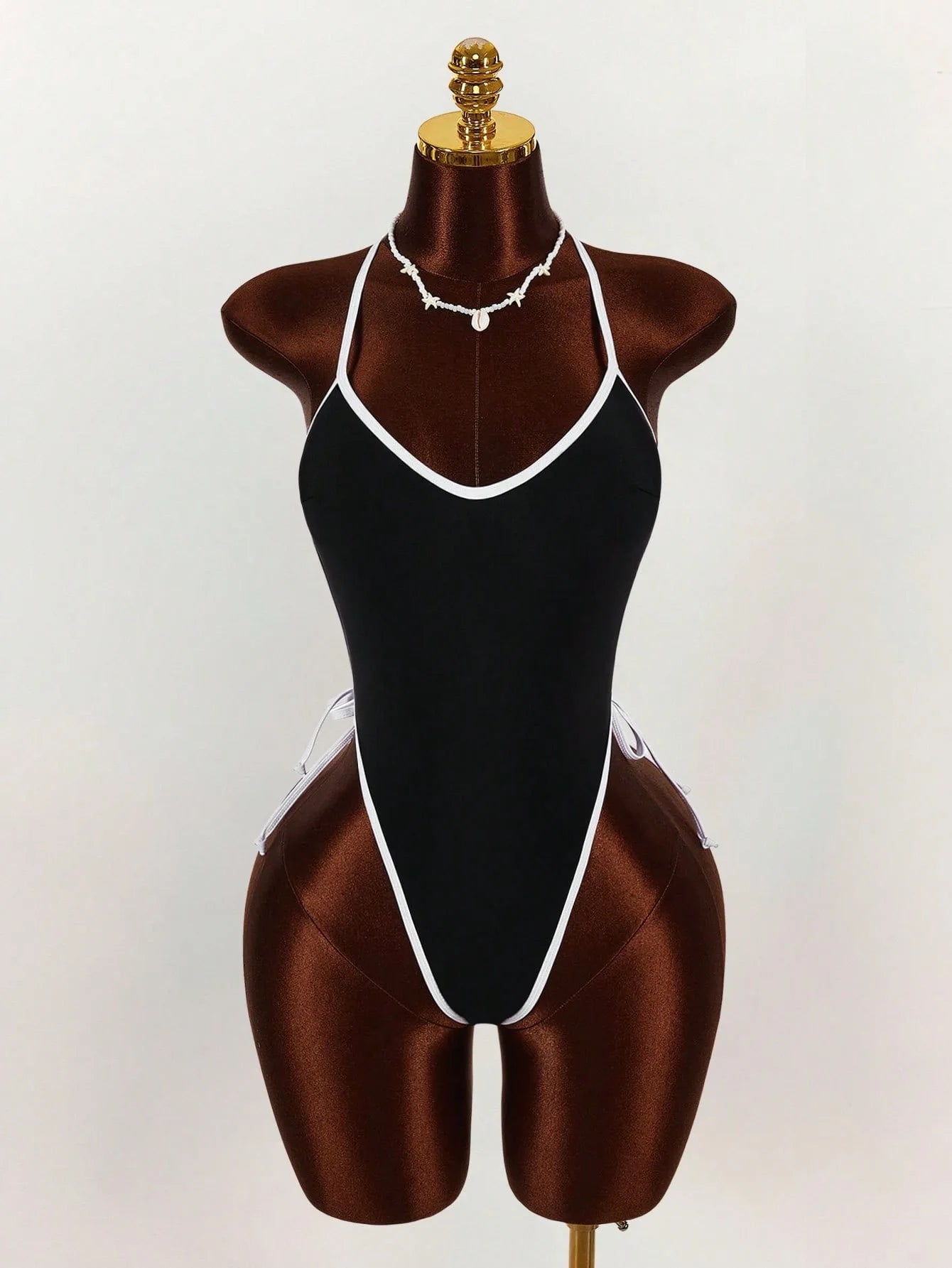 Sexy Black White Contrast Sleeveless Bodysuit Women For Summer Street Fashion And Party
