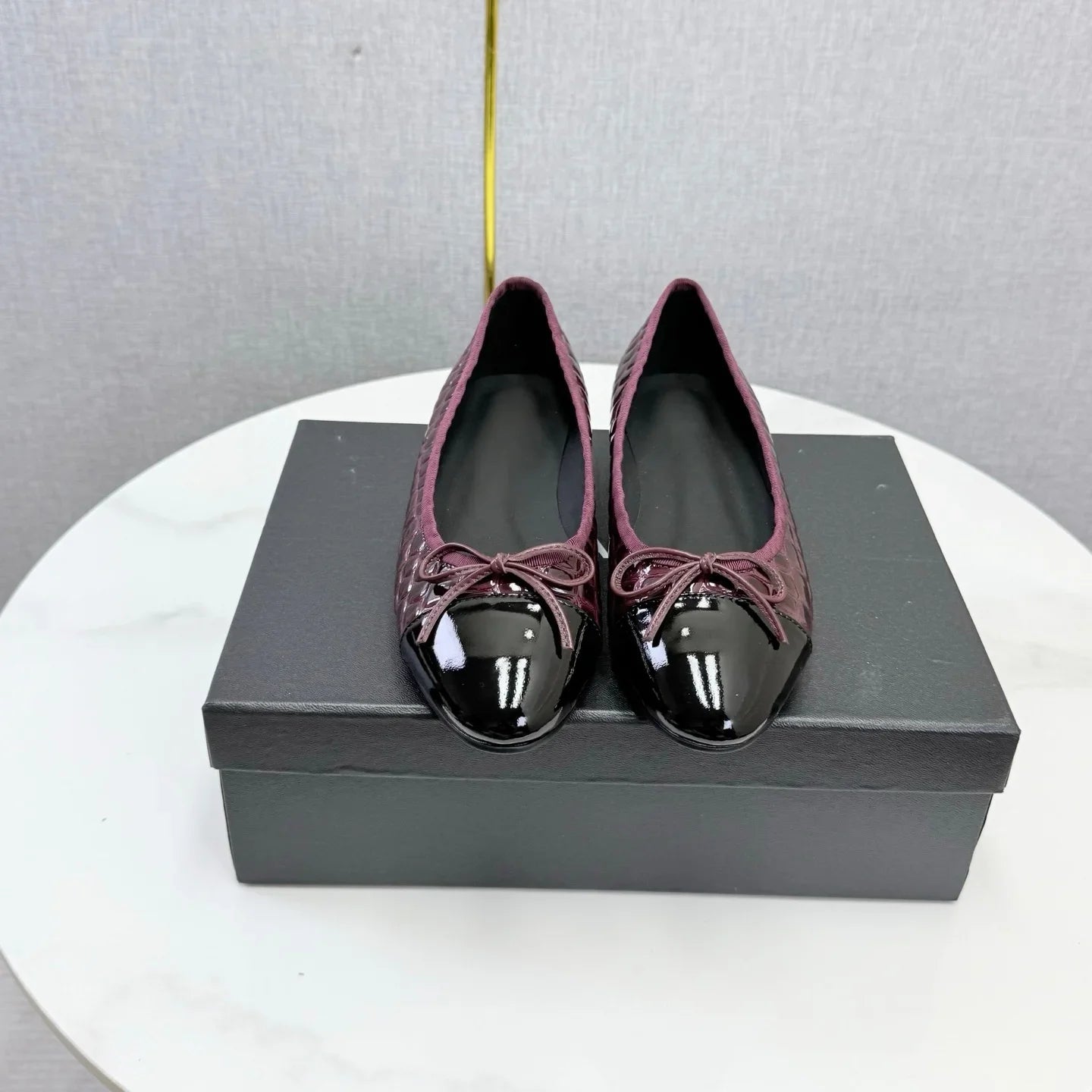 Luxury Brand Women's Slip-on Bow-accented  Low-heel Shoes Mary Janes Embossed Upper Patent Leather Versatile Casual Shoes