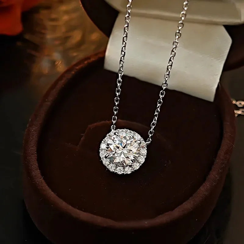 QIBAOKU 1-3CT Moissanite Halo Pendant Necklace S925 Sterling Silver Lab-grown Diamond for Women Wedding Gift Jewelry GRA 2026