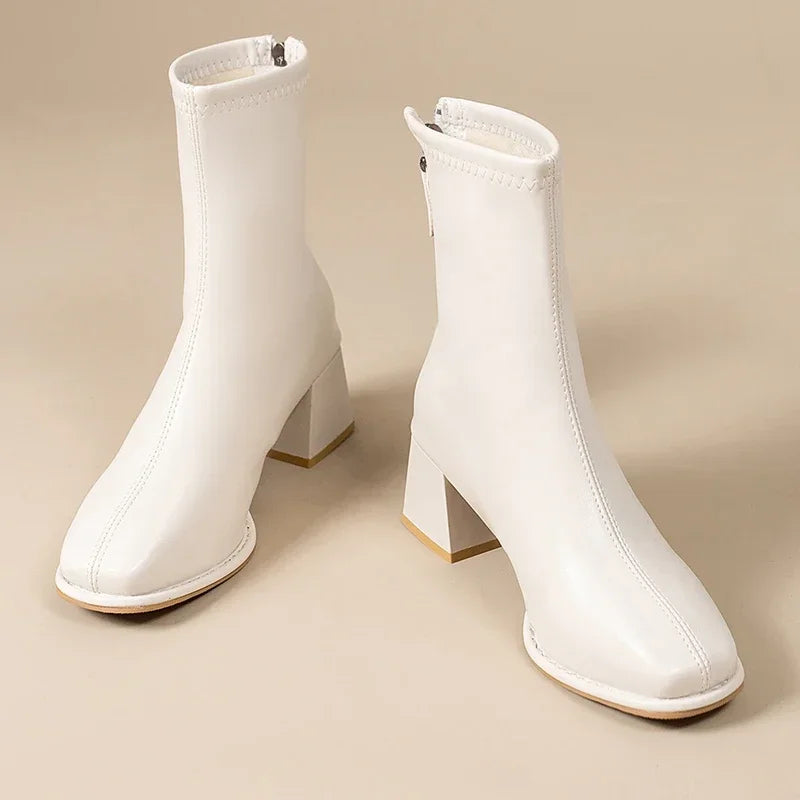 High-quality square-toe platform short boots for ladies, 2025 new fashion trend Wide heel, back zipper, large size women's boots