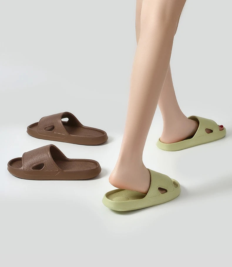 Thick Platform Cloud Slippers EVA Soft Sole Pillow Slides Summer Beach Flip Flops Women Non Slip Bathroom Home Slippers
