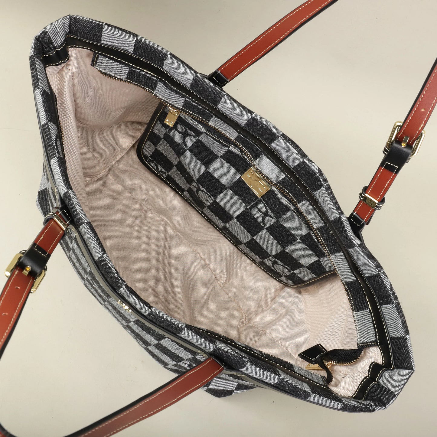 PATSY PG GARIS 2026 New Niche Luxury Classic Simple Design Shoulder Armpit Bag Ladies Wide Shoulder Strap Large Capacity Bag