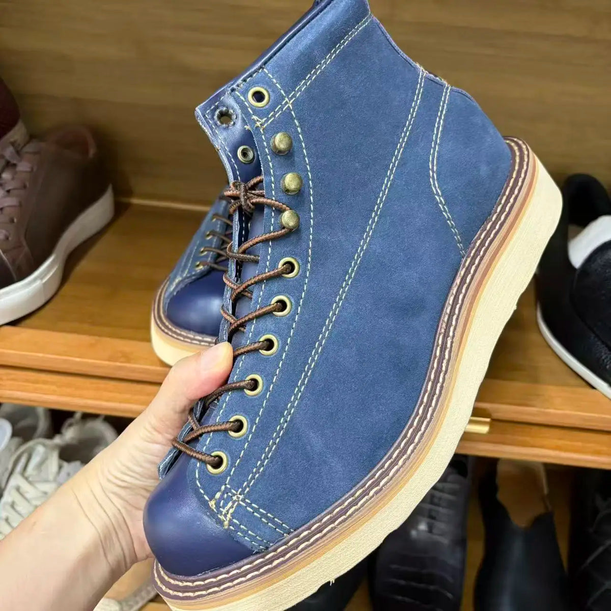 Retro Short-Face Winter Boots for Men And Women Durable Top-Grain Leather Ami Lined Warm And Stylish Fashion Thicken Wide Boot