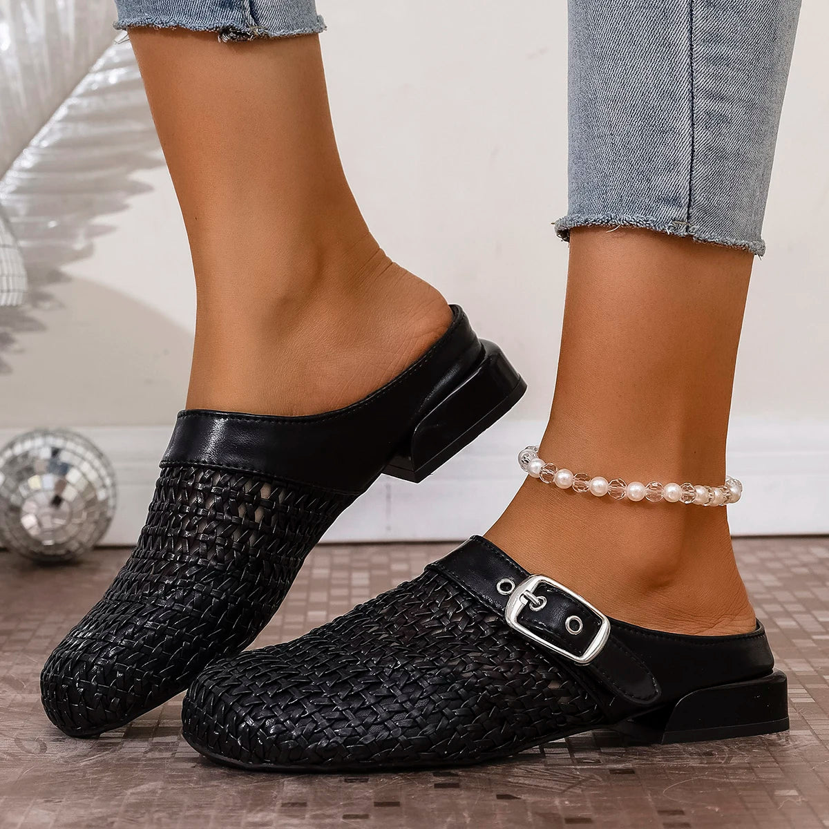 Women Flat Slippers Anti-slip Outdoor Women Shoes Breathable New Retro Platform Sandals Elegant Slip on Slippers Slides Women