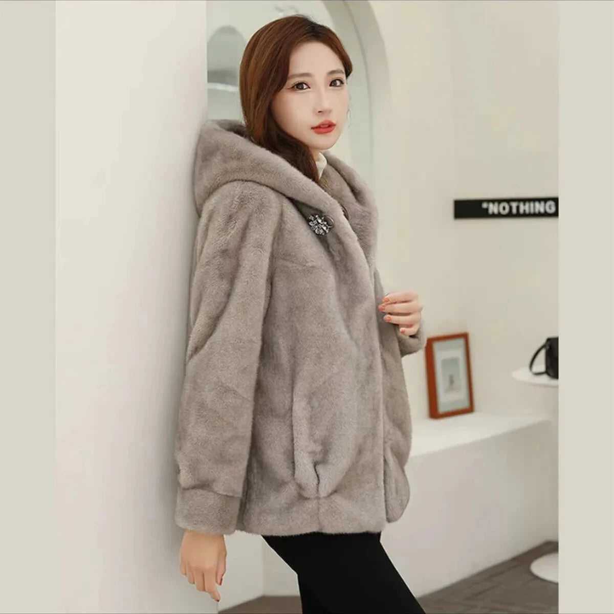 Short Hooded Mink Fur Temperament Thickened Fur One-Piece Mother Coat Hooded Leopard Fur Slimming And Age Reducing Winter New