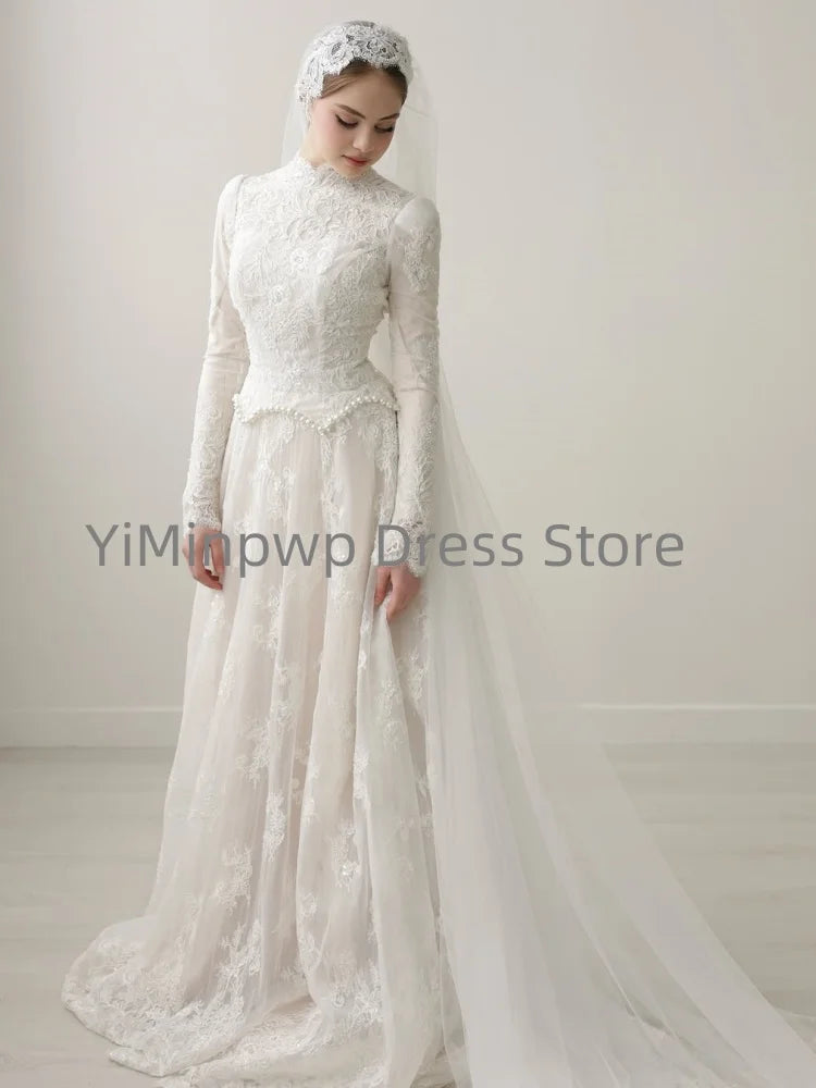Modest Lace Wedding Dresses with High Collar Long Sleeve A-Line Sweep Train Bride Dress Bridal Gown vestidos de novia Customized
