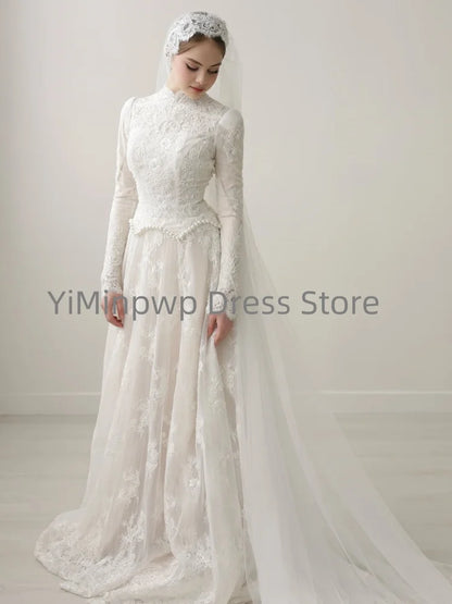 Modest Lace Wedding Dresses with High Collar Long Sleeve A-Line Sweep Train Bride Dress Bridal Gown vestidos de novia Customized