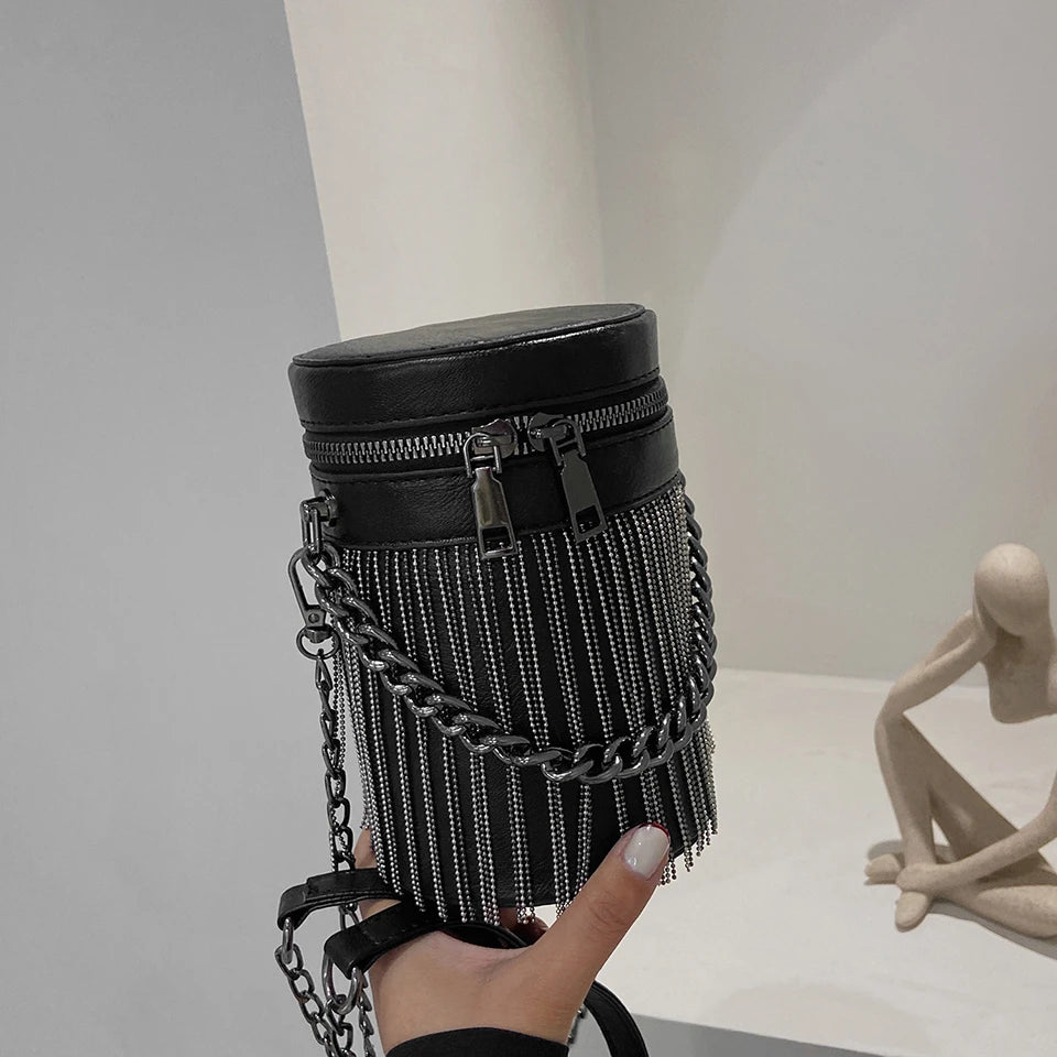 Luxury Designer Cylinder Bag Ladies Fashion Rivet Shoulder Bags Fringed Small Mobile Phone Crossbody Purse Summer Chain Borse