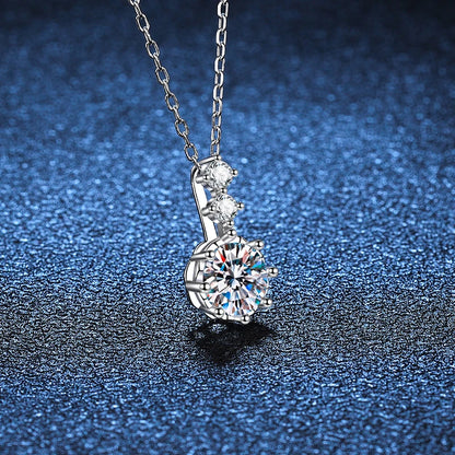 NeeTim 1ct 6.5mm D Color Moissanite Sparkling Pendant Necklace 925 Sterling Silver Neck Chain Necklaces Gift for Women Wholesale