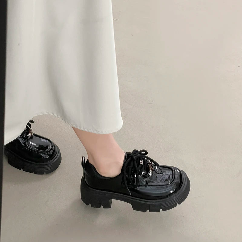 2026 Loafers Women Shoes New in Fashion Luxury Designer Thick-soled Relaxation Women Shoes Black Big Size Shoes 7657