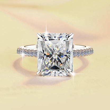 Luxury Radiant Cut PT950 Platinum 5CT Moissanite Band Women's Elegant Sparkling High-End Engagement Ring