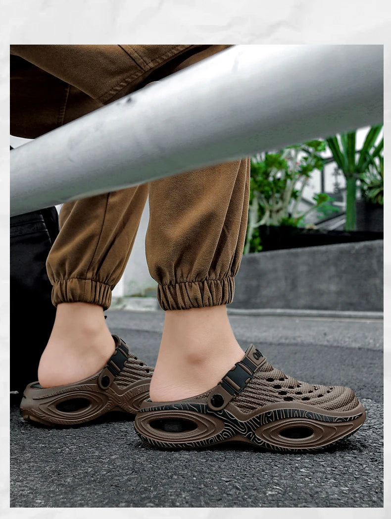 Summer Men's Beach Clogs Outdoor Sandals New Design Slippers EVA Soft Slides For Men Casual Garden Shoes Male Beach Slippers