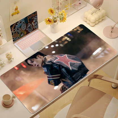 Mouse J It Pad Anti-fray Home Custom Dancer Ergonomic Office Hope Rubber Girl Large Singer Desk Mat Keyboard PC Killin Non-slip