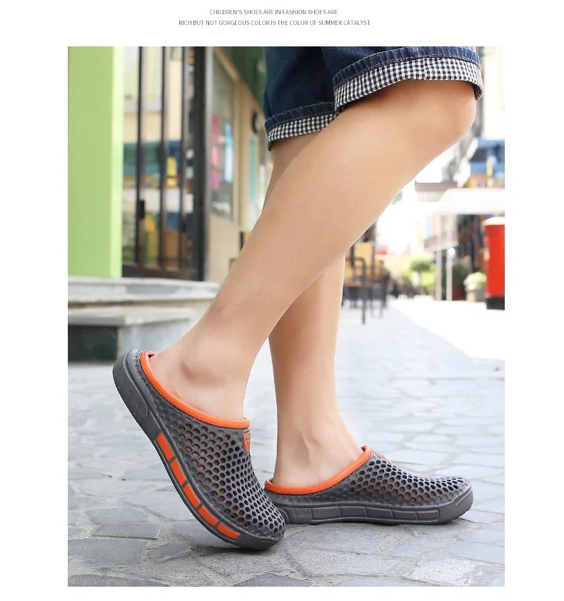 Summer Outdoor Men's Slippers Garden Clogs Male Casual Shoes Fashion Luxury Sandals Comfort Home Soft Slippers 40-47