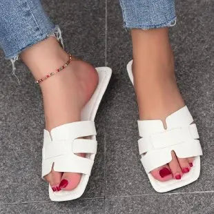 Luxury Brand Designer Women'S Sandals Fashionable And Elegant Flat Shoes Sexy Casual Beach Shoes Summer Outdoor Slippers women