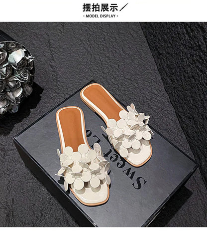 Luxury Floral Petal Flat Sandals Women 2025 Casual Slides Open Toe Sandalias Mujer Flipflops Home Slippers Femme Pantuflas Shoes