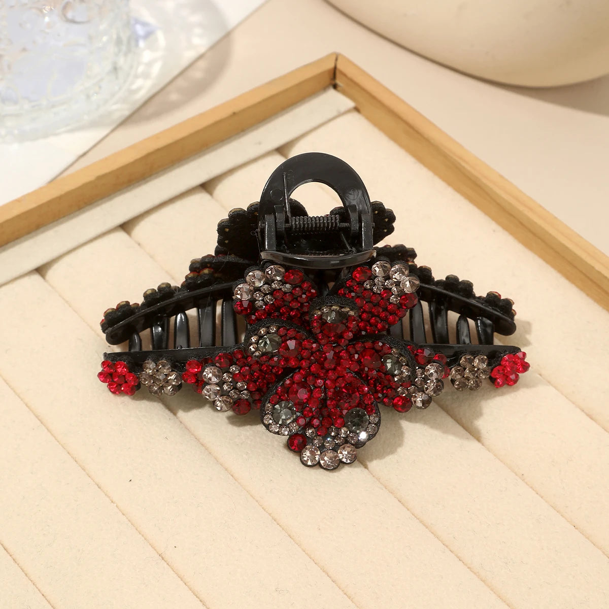 AWAYTR New Flower Hair Claws Clips Hairpins For Girls Women Fashion Rhinestone Hairgrip Barrettes Hair Crab Hair Accessories