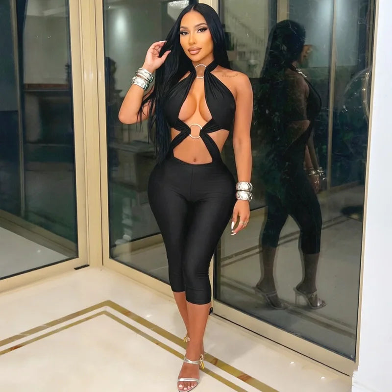 Stylish Lady Halter Jumpsuit Women Metal Ring Cutout Splicing Bodycon Capri Jumpsuit Backless Hollow Out Slim Club Party Romper