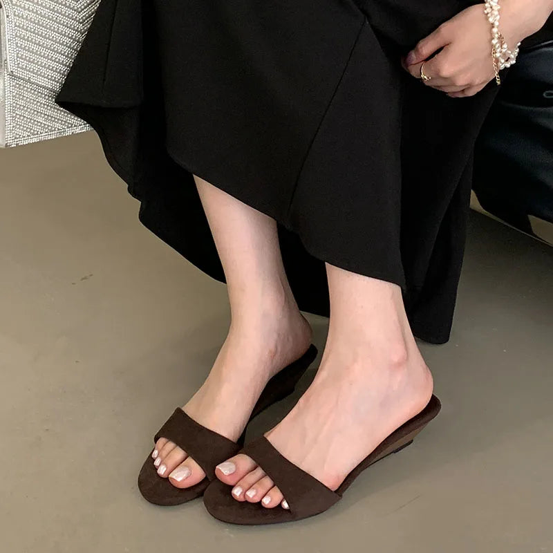 Flock Fashion Round Toe Women Wedges Slippers Sandals Shoes Luxury Female Slides Footwear Sexy Ladies Heeled Slippers Shoes