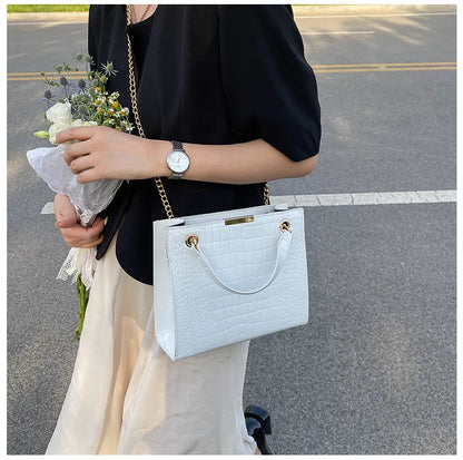 2026 Fashion Luxury Female Crossbody Bags for Women Designer Shoulder Bag Chain Solid Color Messenger Bag Handbags