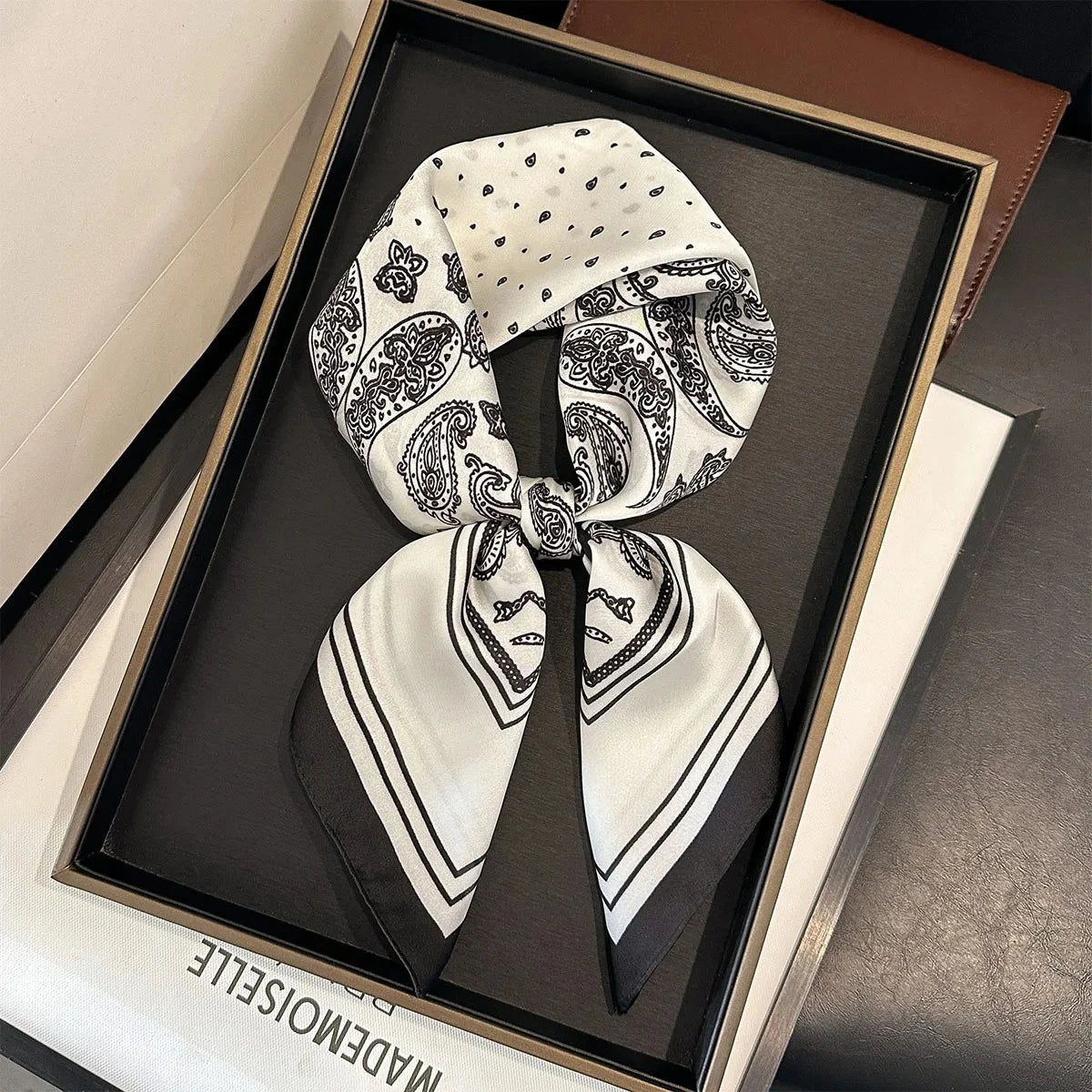2025 New Paisley Print Silk Scarf for Women Square Hijab Soft Neck Tie Female Fashion Decoration Silk Headscarf 70*70cm Kerchief