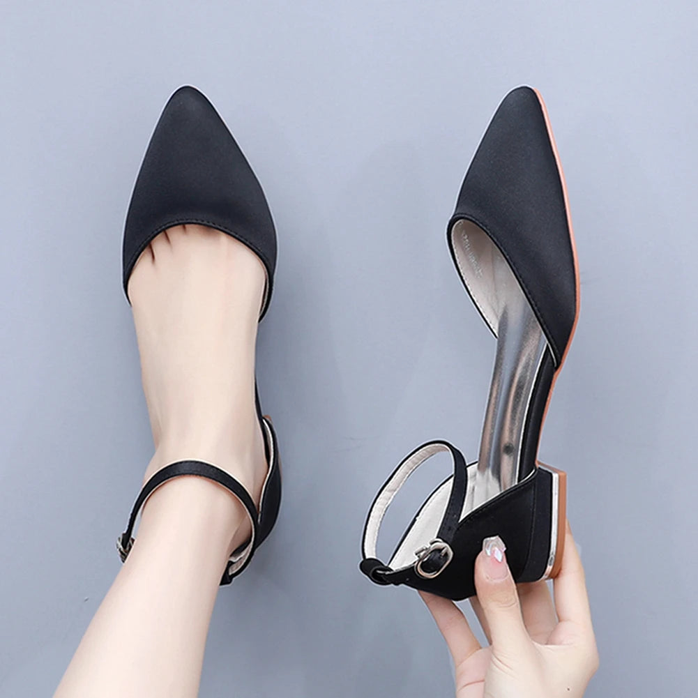 Crystal Queen Women Sandals Ladies Sexy Shoes Female Flats Point Toe Summer Shoes Casual Party Dress Flat