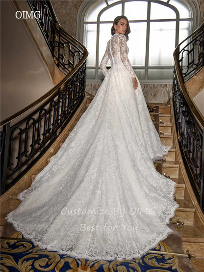 OIMG Luxurious Lace V Neck A Line Wedding Dress Long Sleeves Church Bride Dresses Floor Length Long Tail Wedding Gown Customized