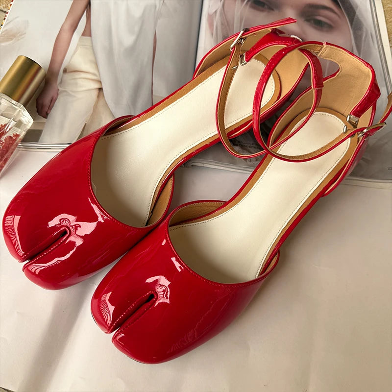 Luxury Design Fashion Split Toe Shoes 2025 High Quality Red Women Tabi Pumps Genuine Leather Low Heels High Heels