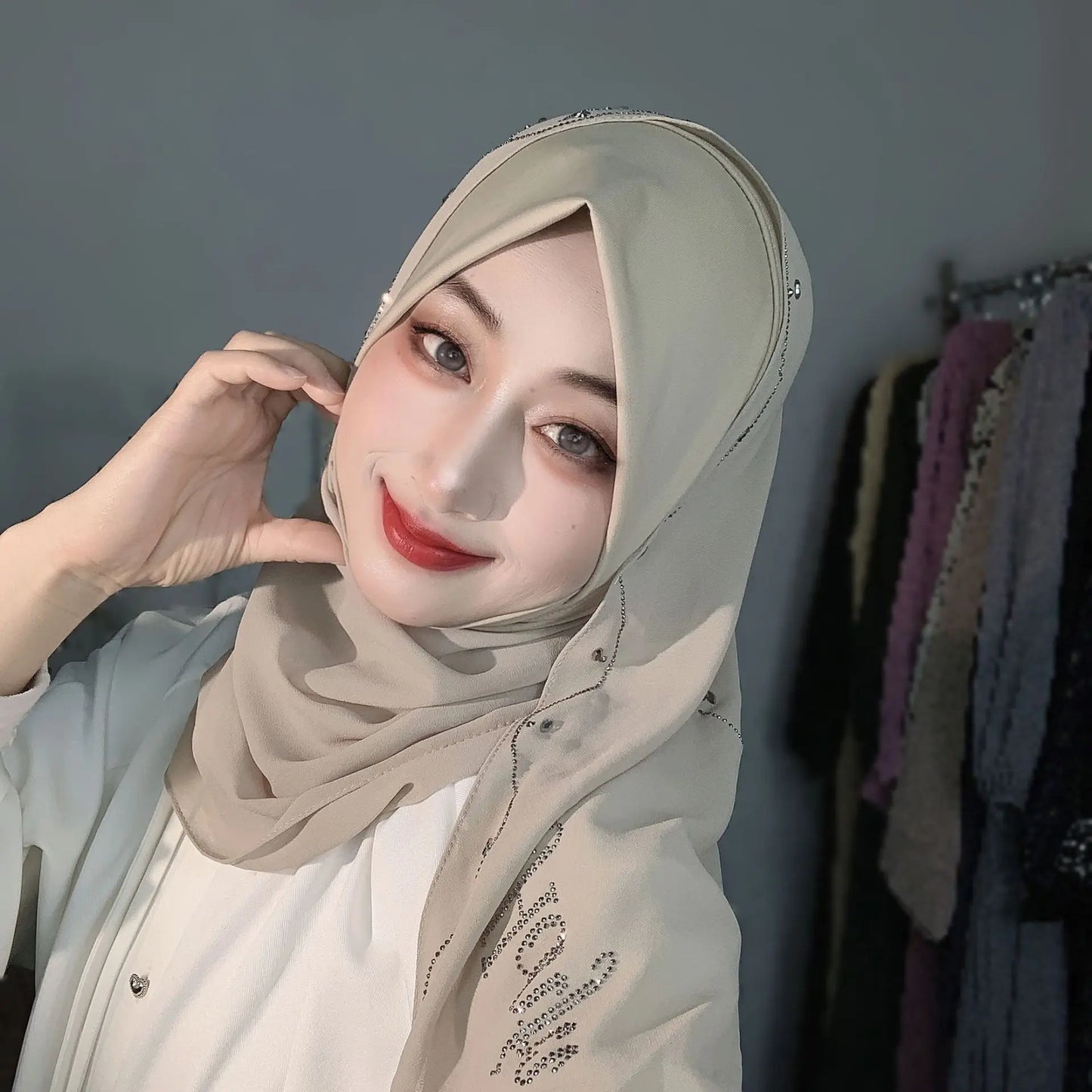 Malay Solid Chiffon Turban Head Scarf for Women, Irregular Rhinestone Hotfix Wrapped L-Edge Pull-On Scarf,Soft Muslim Hijab Wrap