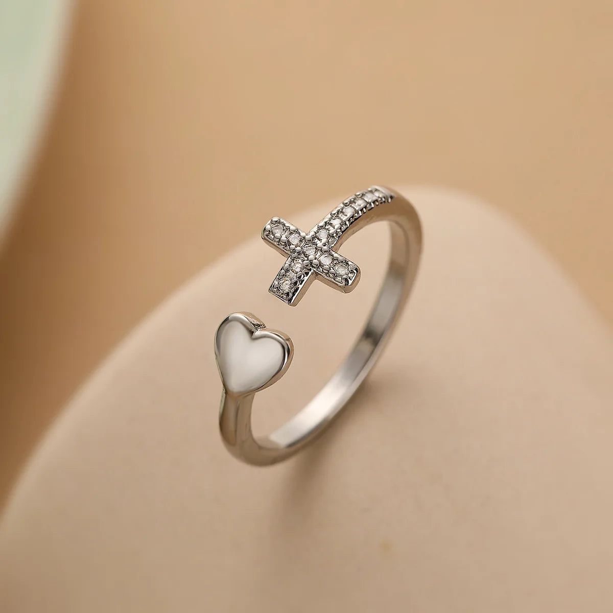 NEWBUY New Fashion Clear Shiny CZ Zircon Cross Evil Eye Rings For Women Girl Finger Accessories Party Jewelry Gift