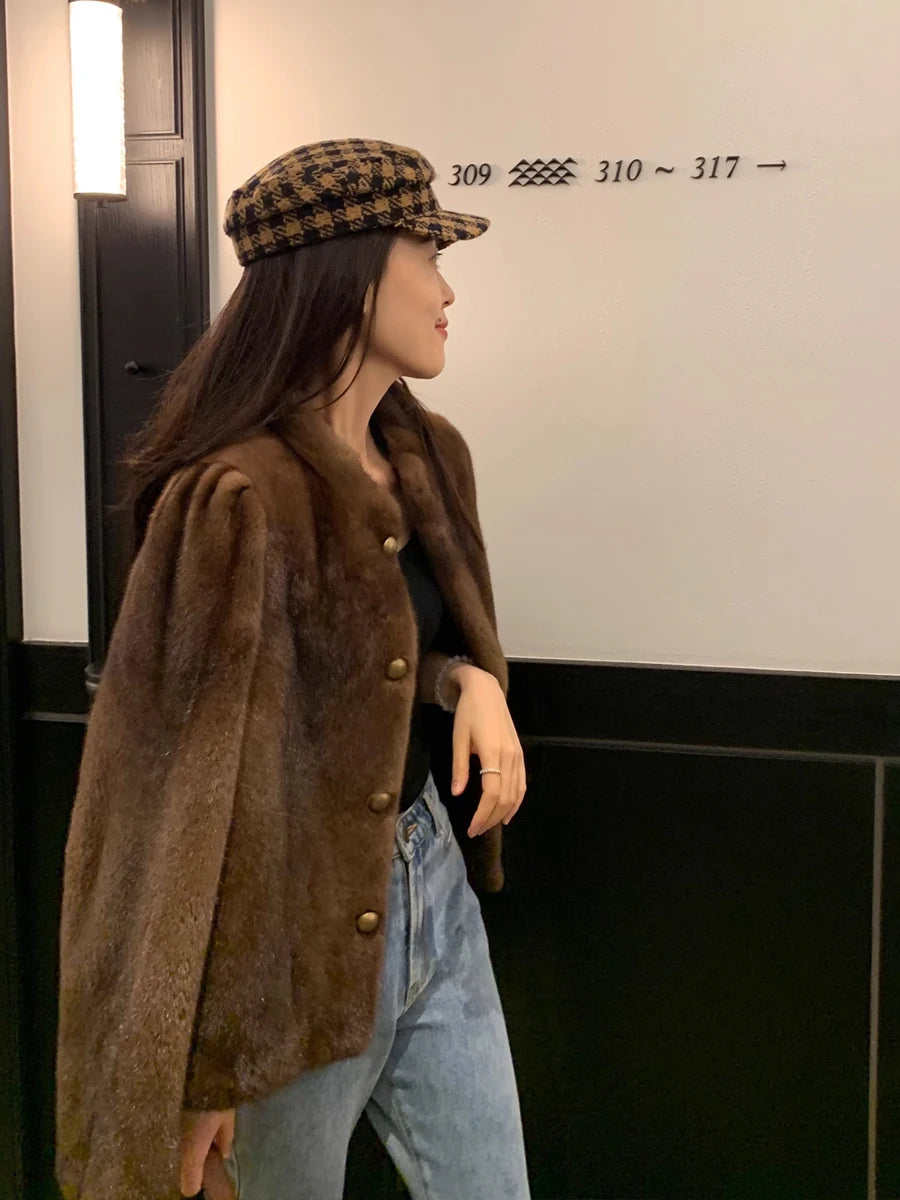 HDHOHR 2026 New100% Real Mink Fur Coat Women Fashion Essential Natural Mink Coat Warm Short Leather Outerwear Winter Fur Jacket