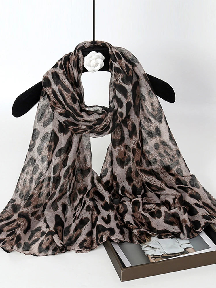 2025 New Vintage Voile Scarf Leopard Print Hijab for Women Lightweight Sunscreen Head Wrap Beach Cover-Up Windproof Travel Scarf