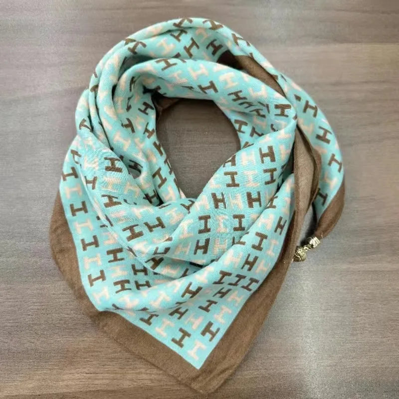 2026 new magnetic buckle silk scarf for women's small square scarf for autumn and winter warmth and cold resistance, fashionabl