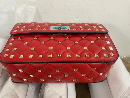2026 New Fashion Women Sheepskin Leather Rivet Handbags Chain Bag Designer Shoulder Bags Luxury Woman Messenger Bags