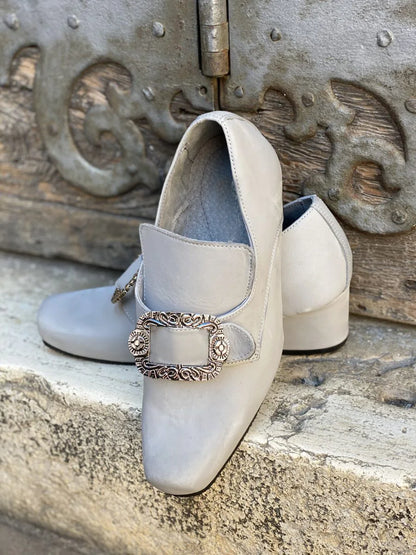 Vintage Medieval Renaissance Frock Shoes Unisex Block Heels With Buckle Boot Halloween Cosplay Costume Party Historical Footwear