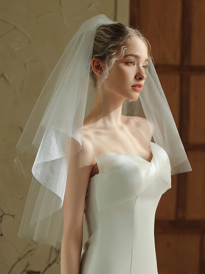 V378 Short White Two layer Soft Tulle Wedding Veil for Bridal Handmade Bride to Be Headdress Veil with Hair Comb