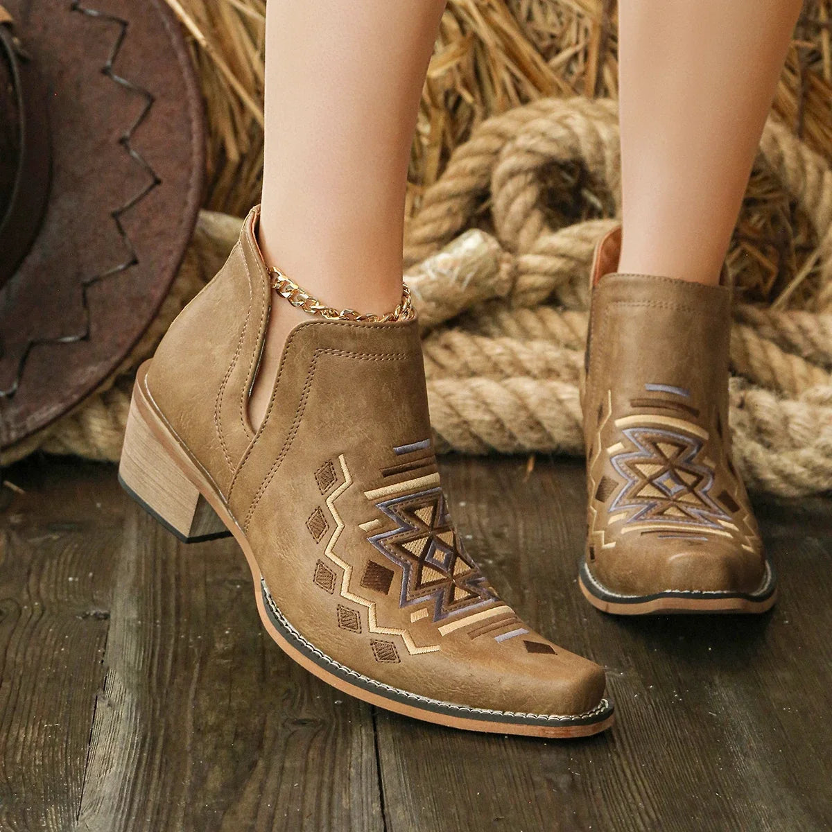 Fashion Retro Women ankle boots low heel square head stitching line embroidery shoes soft short boots party banquet Plus Size 43